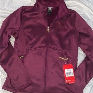 North face light jacket